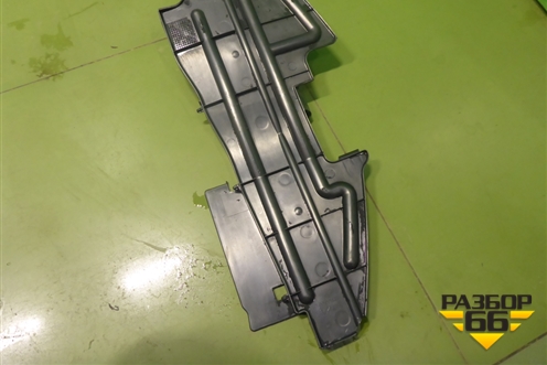 Дефлектор радиатора левый (5329405010) для Toyota Avensis с 2003-2009г (Авенсис)
