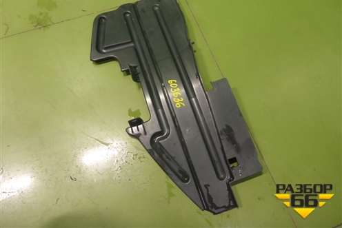 Дефлектор радиатора левый (5329405010) для Toyota Avensis с 2003-2009г (Авенсис)