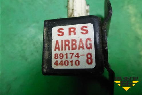 Датчик AIR BAG (8917444010) для Toyota Isis c 2004-2018г (Исис)