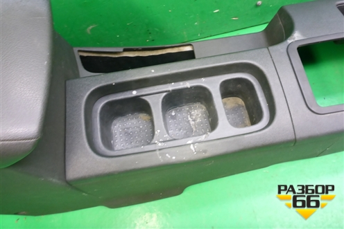 Подлокотник для Nissan Navara (D40) с 2005-2015г