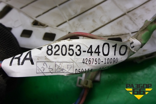 Проводка двери задней правой (8205444020E) для Toyota Isis c 2004-2018г (Исис)