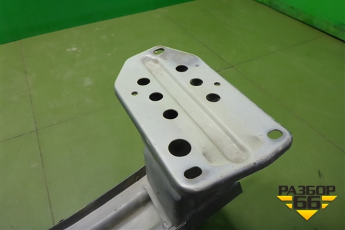 Усилитель переднего бампера (5827079J00) для Suzuki SX4 с 2006-2013г (СХ4)