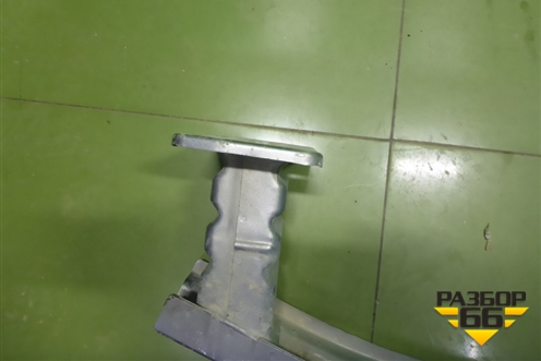Усилитель переднего бампера (5827079J00) для Suzuki SX4 с 2006-2013г (СХ4)