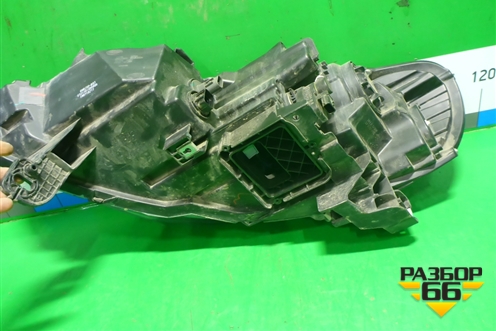 Фара правая (галоген) (4121101XKQ00A) для Haval F7 с 2019г (Ф7)