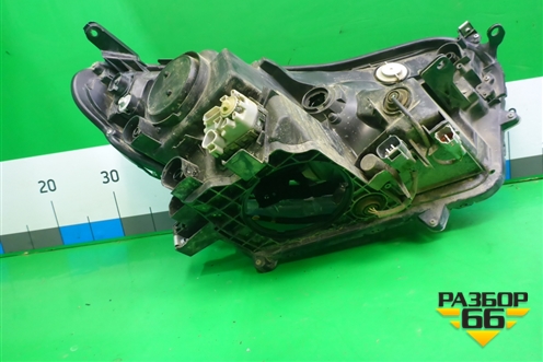 Фара левая (после 2015г LED без блока) (8118542680) для Toyota Rav-4 с 2012-2019г (Рав 4)