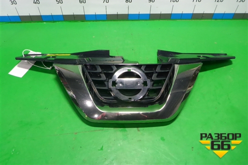 Решетка радиатора (62072BV80A) для Nissan Juke (F15) с 2011г (Жук)