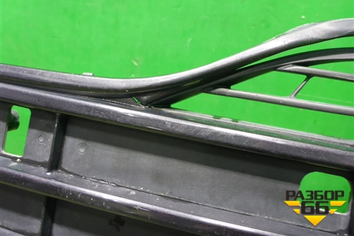 Решетка в передний бампер центральная (до 2020г) (5311333110) для Toyota Camry V70 с 2017г (Камри)