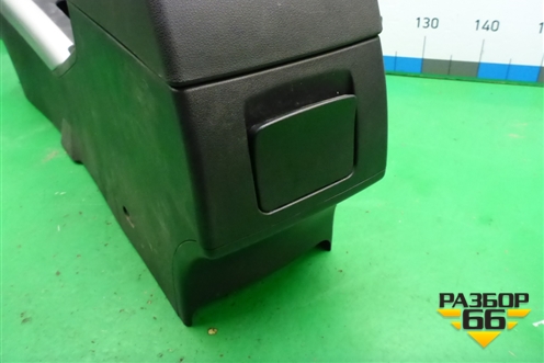 Подлокотник (S5305100B28) для Lifan X60 с 2011г (Х60)