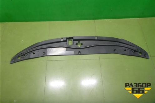 Накладка декоративная на переднюю панель (новая) (5329260030) для Toyota Land Cruiser (200) с 2008г (Ленд Крузер)