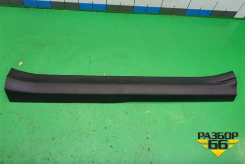 Накладка порога внутренняя переднего правого (679130R060) для Toyota Rav-4 с 2012-2019г (Рав 4)