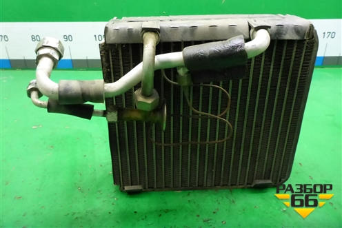 Испаритель кондиционера  (5037023500) для Isuzu Giga (C-series) с 1994-2015г (Гига)