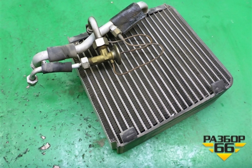 Испаритель кондиционера  (5037023500) для Isuzu Giga (C-series) с 1994-2015г (Гига)