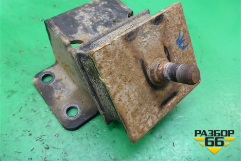 Опора двигателя правая  (15.7л 6WG1) для Isuzu Giga (C-series) с 1994-2015г (Гига)