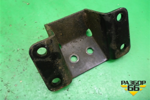 Кронштейн двигателя левый  (15.7л 6WG1) для Isuzu Giga (C-series) с 1994-2015г (Гига)