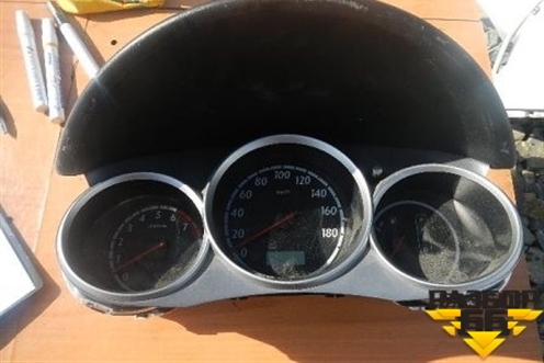 Щиток приборов (АКППправый руль) для Honda Jazz(GD) с 2002-2008г (Джаз)