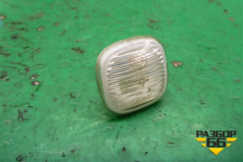 Повторитель на крыло (1U0949127A) для Skoda Superb с 2001-2008г (Суперб)