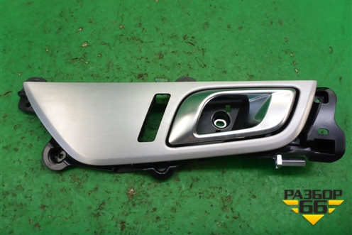 Ручка внутренняя двери передней правой (A1727600262) для Mercedes Benz SLK R172 с 2010-2016г (СЛК)