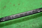 Поводок стеклоочистителя левый (A1718200340) для Mercedes Benz SLK R172 с 2010-2016г (СЛК)