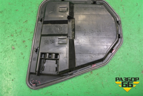Панель внутренняя двери правой (A1727200254) для Mercedes Benz SLK R172 с 2010-2016г (СЛК)