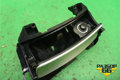 Пепельница (A1726800252) для Mercedes Benz SLK R172 с 2010-2016г (СЛК)
