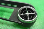 Дефлектор воздушный центральный (A1728300154) для Mercedes Benz SLK R172 с 2010-2016г (СЛК)