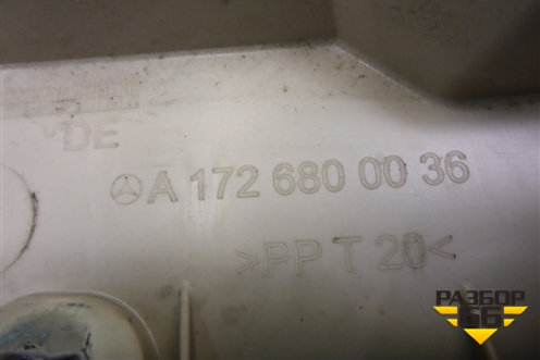 Накладка на торпедо (левая под рулём) (A1726800036) для Mercedes Benz SLK R172 с 2010-2016г (СЛК)