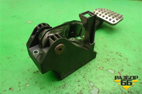 Педаль тормоза (АКПП) (A1722900101) для Mercedes Benz SLK R172 с 2010-2016г (СЛК)