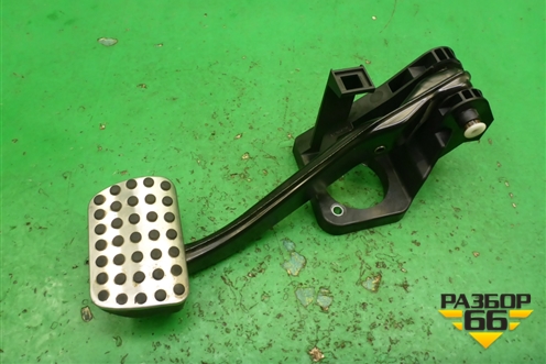 Педаль тормоза (АКПП) (A1722900101) для Mercedes Benz SLK R172 с 2010-2016г (СЛК)