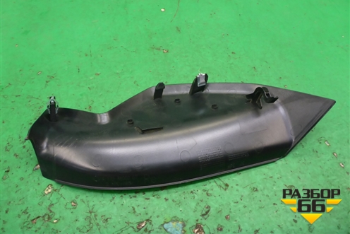 Накладка на торпедо (боковая правая) (A1726800207) для Mercedes Benz SLK R172 с 2010-2016г (СЛК)