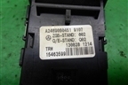 Кнопка стояночного тормоза (A2469050451) для Mercedes Benz SLK R172 с 2010-2016г (СЛК)