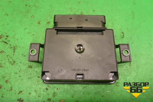 Блок управления стояночным тормозом (A1669002700) для Mercedes Benz SLK R172 с 2010-2016г (СЛК)