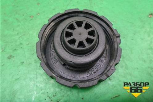 Крышка расширительного бачка (2105010615) для Mercedes Benz SLK R172 с 2010-2016г (СЛК)