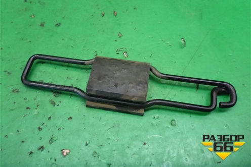 Кронштейн аккумулятора прижимная планка для Mercedes Benz SLK R172 с 2010-2016г (СЛК)