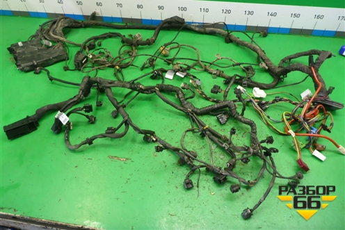 Проводка подкапотная (1.8л 27186130) (A2711501920) для Mercedes Benz SLK R172 с 2010-2016г (СЛК)