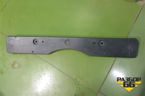 Рамка под номер (после 2014г) (5211433370) для Toyota Camry V50 с 2011-2018г (Камри)
