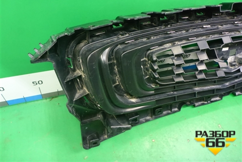 Решетка радиатора (под камеру) (6600064666) для Geely Atlas Pro с 2019г
