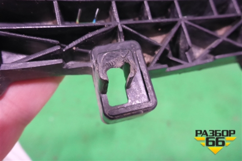 Кронштейн переднего бампера правый (622263JA0A) для Infiniti Infiniti JX/QX60 (L50) 2013-2020г (Джей икс Ку икс)