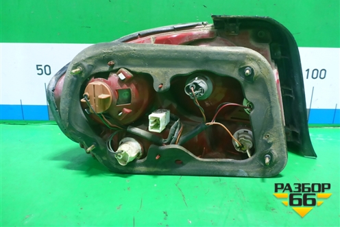 Фонарь задний правый (924023D010) для Hyundai Sonata-5 с 2001г (Соната)