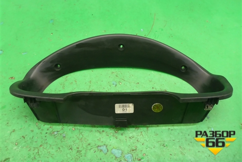 Накладка на щиток приборов (8483138000) для Hyundai Sonata-5 с 2001г (Соната)