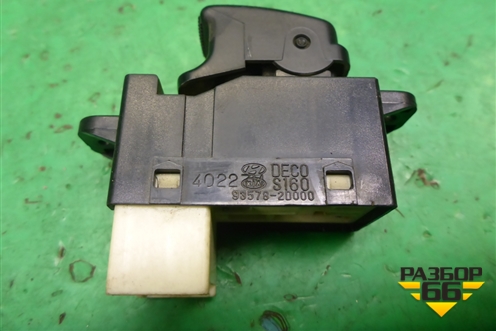 Кнопка стеклоподъёмника (9357820000) для Hyundai Sonata-5 с 2001г (Соната)