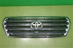 Решетка радиатора (после 2012 до 2015г под камеру) (5311460110) для Toyota Land Cruiser (200) с 2008г (Ленд Крузер)