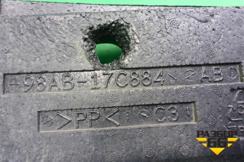 Наполнитель заднего бампера (седан) (98AB17C884) для Ford Focus 1 с 1998-2004г (Фокус)
