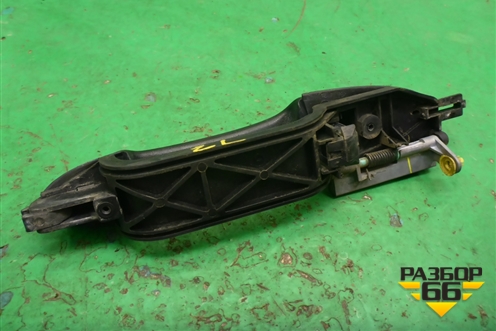 Ручка наружная двери задней левой (1M51A266B23AA) для Ford Focus 1 с 1998-2004г (Фокус)