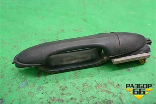 Ручка наружная двери задней правой (1M51A266B22AA) для Ford Focus 1 с 1998-2004г (Фокус)