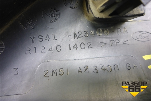 Накладка двери передней правой уголок (2M51A23408GA) для Ford Focus 1 с 1998-2004г (Фокус)