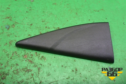 Накладка двери задней правой (1M51A254K06AA) для Ford Focus 1 с 1998-2004г (Фокус)