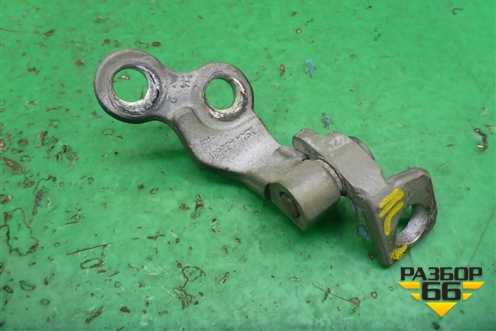 Петля двери передней левой верхняя (XS4AA22801AB) для Ford Focus 1 с 1998-2004г (Фокус)