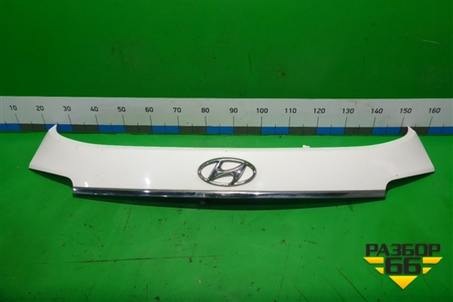Накладка двери багажника (в сборе) (87371B8000) для Hyundai Grand Santa Fe с 2012-2018г (Гранд Санта Фе)