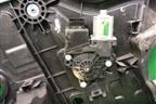 Стеклоподъёмник электрический задний левый (83470B8040) для Hyundai Grand Santa Fe с 2012-2018г (Гранд Санта Фе)