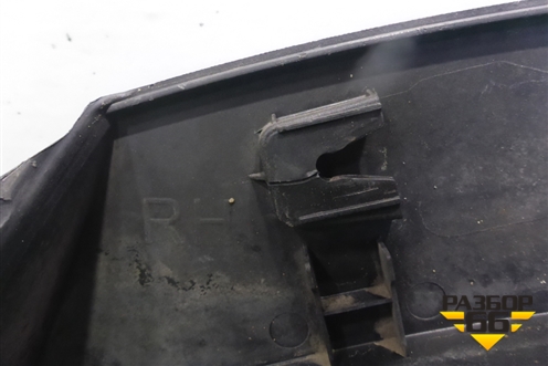 Накладка заднего крыла правого (87744B8000) для Hyundai Grand Santa Fe с 2012-2018г (Гранд Санта Фе)